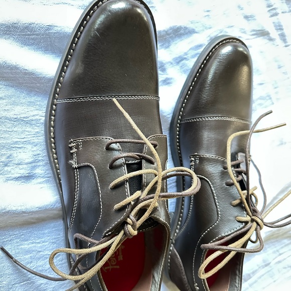 Original Penguin Dark Brown Leather Oxfords - Picture 1 of 6